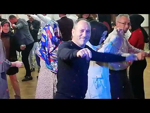 Takırda fıkırda MÜZİSYEN ÖZLEM Ökten İspartanın Yalvaç İLÇESİ Ramazan & Büşra Baysal çiftinin nişanı