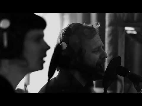 Jan P. Muchow & The Antagonists - I'll Dream On  (live @ 3bees Studio)