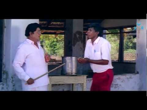 Vadivelu Comedy At School : Rajavin Parvaiyeli