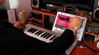Video thumbnail for Drone Ambient K10 Korg Electribe ER1 Roland PC-160A Digigram VX222v2 Superteclados.com by Superteclados