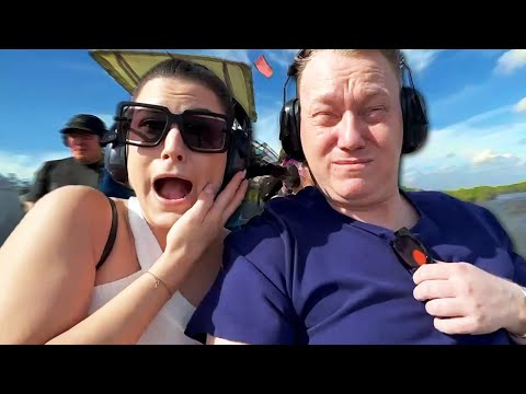 AIRBOAT THROUGH THE EVERGLADES! 😂