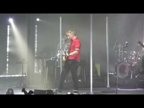 Queens of the Stone Age (Everybody Knows That You Are Insane) Pacific Coliseum, Van. BC Jan. 24/18