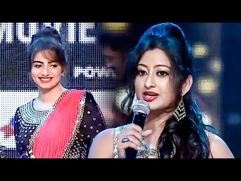 Rachita Ram Adoring Tejaswini Prakash’s Heartfelt Speech At SIIMA