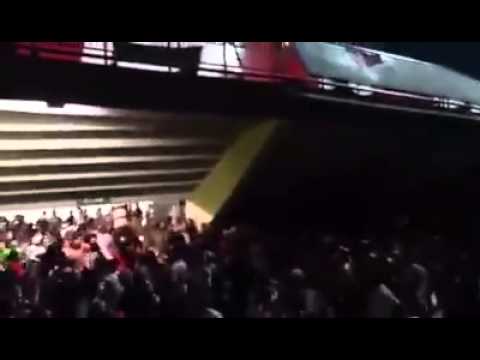 "Los leones del este en el malvinas... VS huracan" Barra: Los Leones del Este &bull; Club: San Martín de Mendoza