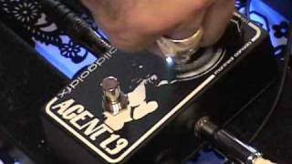 Video thumbnail for Solidgold FX Agent 13 fuzz guitar effects pedal demo by gearmanndude