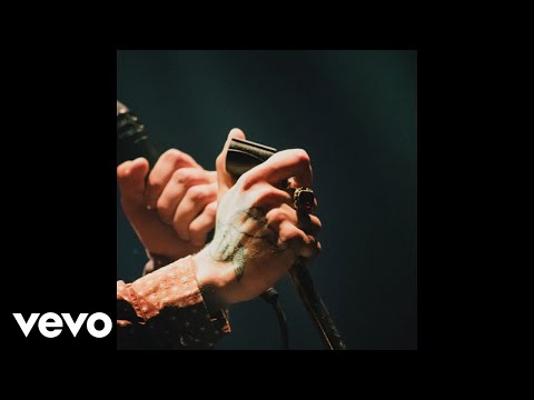 Axel Fiks - Veintisinko (En vivo) (Official Audio) ft. Abril Olivera, Acus