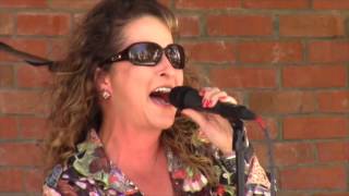 Night Moves NM performing Lights