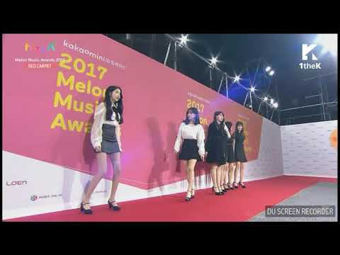 GFRIEND AND IU MMA 2017 RED CARPET