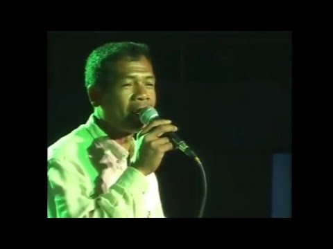 Mahaleo • Isekely | Live at Palais des Sports 2005 #malagasysongs #madagascar