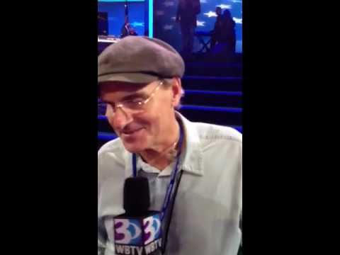Thumbnail for Behind the scenes with James Taylor by James Taylor