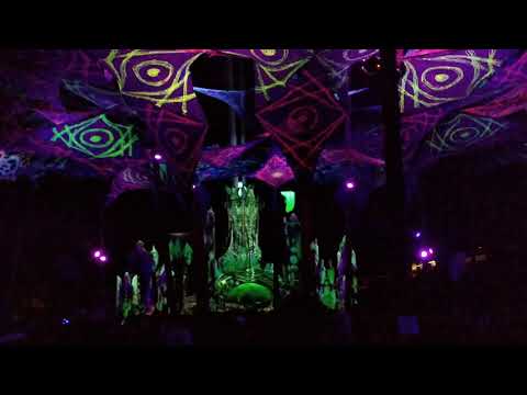 Mundo de Oz 10 anos - Sator Arepo no comandoo