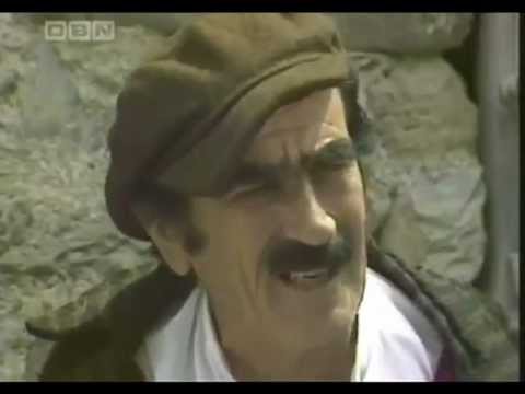 Diplomirani pravnik.. a u nužnik puši!?