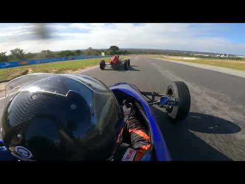 2022 WASCC July Race Meeting - Onboard with Franz Esterbauer in Formula Vee Race 1 Lap 1 - P4 to P1