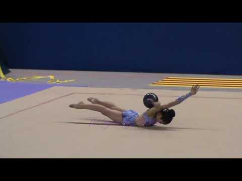 Adilya TLEKENOVA ball - 2012 Vitry Cup *alevin*