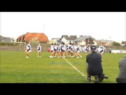 05.04. 2014 halftime show SSH Diamonds Juniors