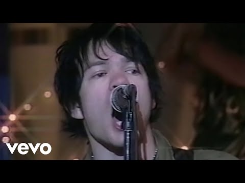 Sum 41 - We're All To Blame (Official Music Video)