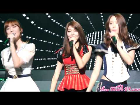 [Fancam] 120901 LOOK CONCERT SooYoung Genie