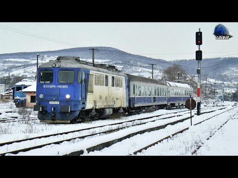 060-DA1 62-0741-4 & Mecanic Grozav/Great Engineer in Zăpadă/Snow în Gara Jibou Station - 15 Jan 2021