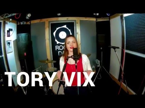 Tory Vix – "Be Close" – LIVE Session (Subtitulada Al Español)