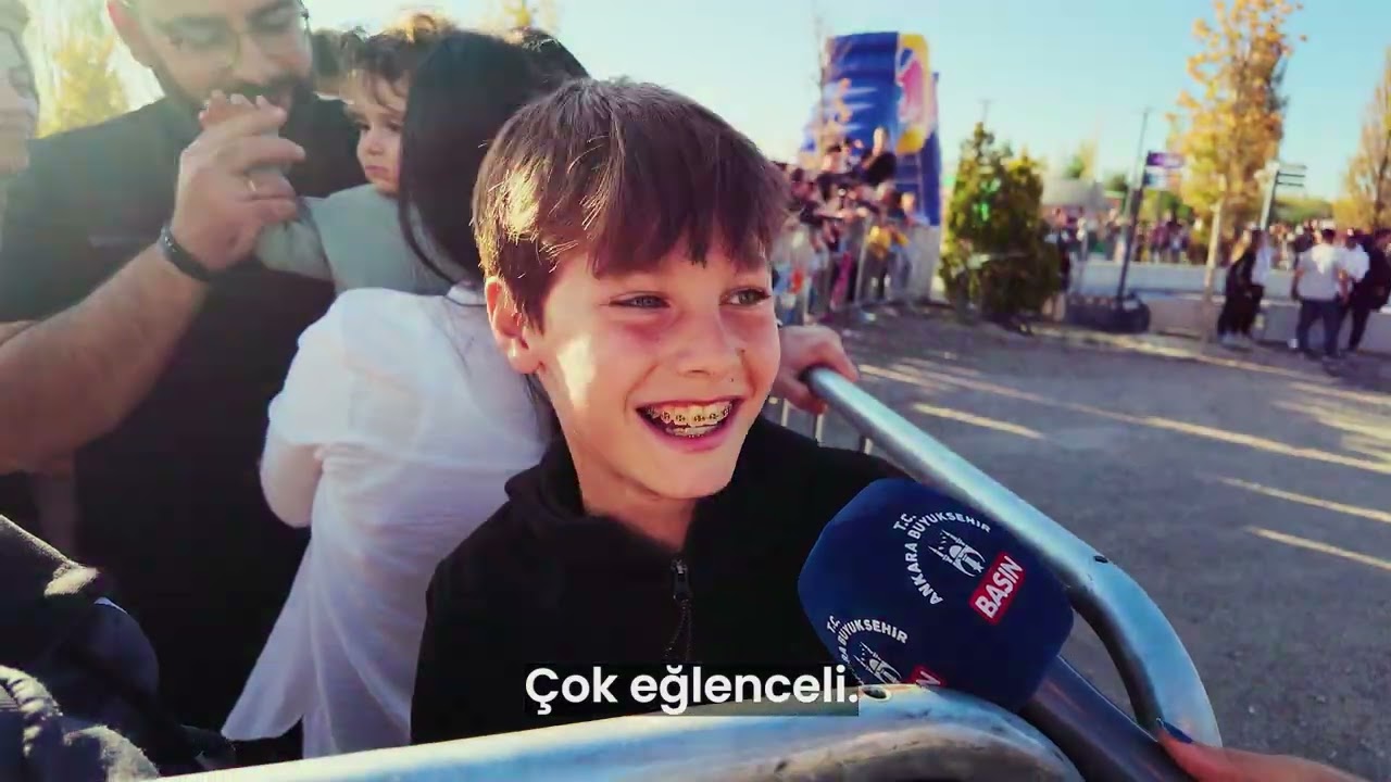 ANOK Fest’26’ya ev sahipliği yapan ATA Çiftliği binlerce otomobil tutkununu bir araya getirdi.