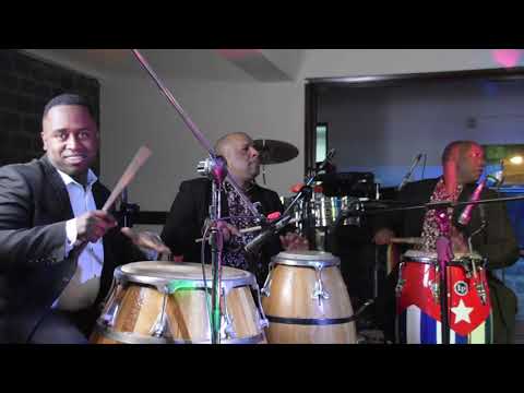 🎺 LA DECANA - Candombes: Retazos de Satén / Che Che el Escobillero (En Vivo 2021) [Video Oficial]