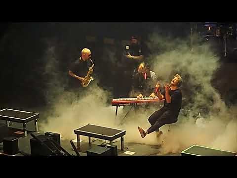 28.02.2023 Electric Callboy - Acoustic Bromance time (song medley) @ 013 Poppodium, Tilburg | TEKKNO