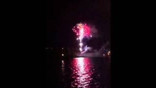 preview picture of video 'Atlantic Highlands Fireworks 2011'