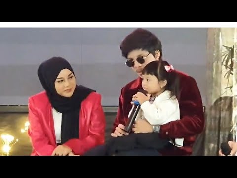 Ameena Pintar Nyanyi di acara Torang Indonesia