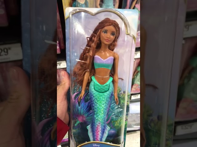 Vídeo relacionado con Mattel Disney Princess Minis Ariel y sus hermanas Pack 7 muñecas sirenas pequeñas, juguete +3 años (HLW96)
