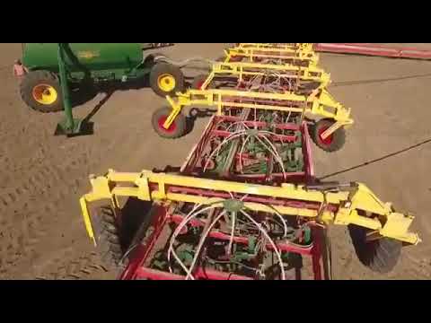 Curiosidade! A maior plantadeira do mundo, a australiana de 96 linhas com 48 metros