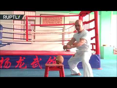 Kung Fu master Li Weimin