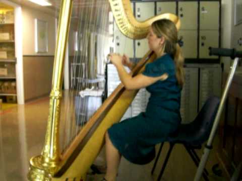 Keziah  Thomas - Harp Player
