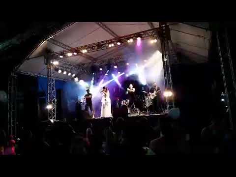 THAYNÁ VASCONCELOS E BANDA - CARNAVAL 2020 DESCOBERTO-MG