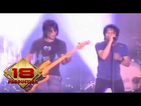 Peterpan - Melawan Dunia (Live Konser Kediri 10 September 2007)