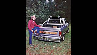 Hank Williams, Jr - Dinosaur - LIVE in Manchester, Tennessee 1980