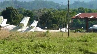 preview picture of video 'LA CEIBA HONDURAS ATLANTIDA PLANE CIMETERY CIMENTERIO AVIONETA CIMETIERE D'AVION LA CEIBA HONDURAS'