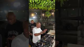Download lagu Kabza De Small at the Hang Awt 1632 Rocking the Crowd 24 FEB 2025 mp3 Download lagu Kabza De Small at the Hang Awt 1632 Rocking the Crowd 24 FEB 2025 mp3