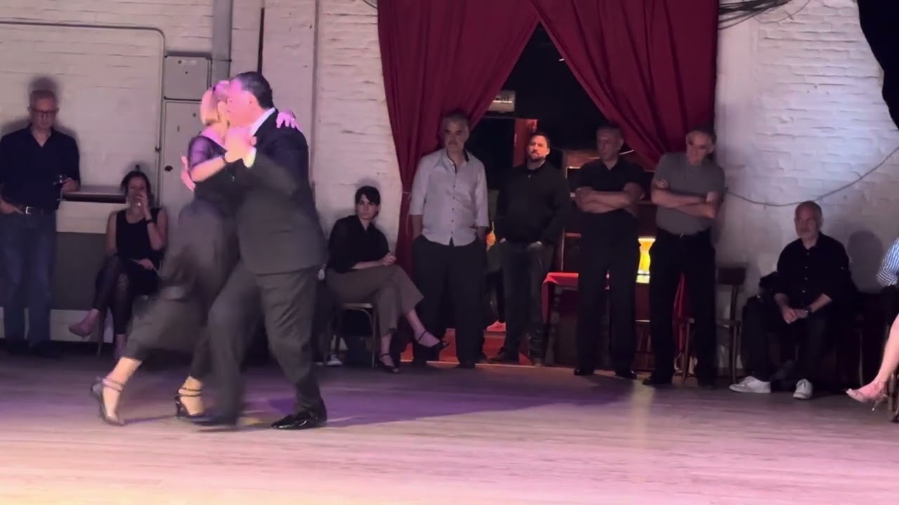 Video thumbnail for JESÚS VELÁZQUEZ Y MONICA PARRA 2/3