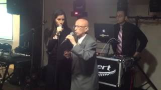 Cantando con Carlos Aldemar Otero el Ave Maria