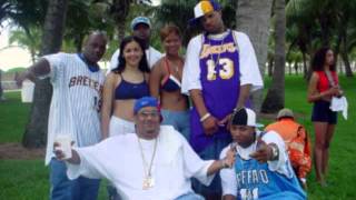 Boss Hogg Outlawz - I Need A Instrumental