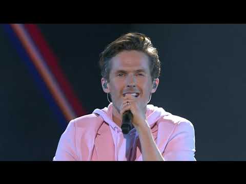 David är popgenren personifierad när han river av ”High hopes” - Stjärnornas Stjärna TV4