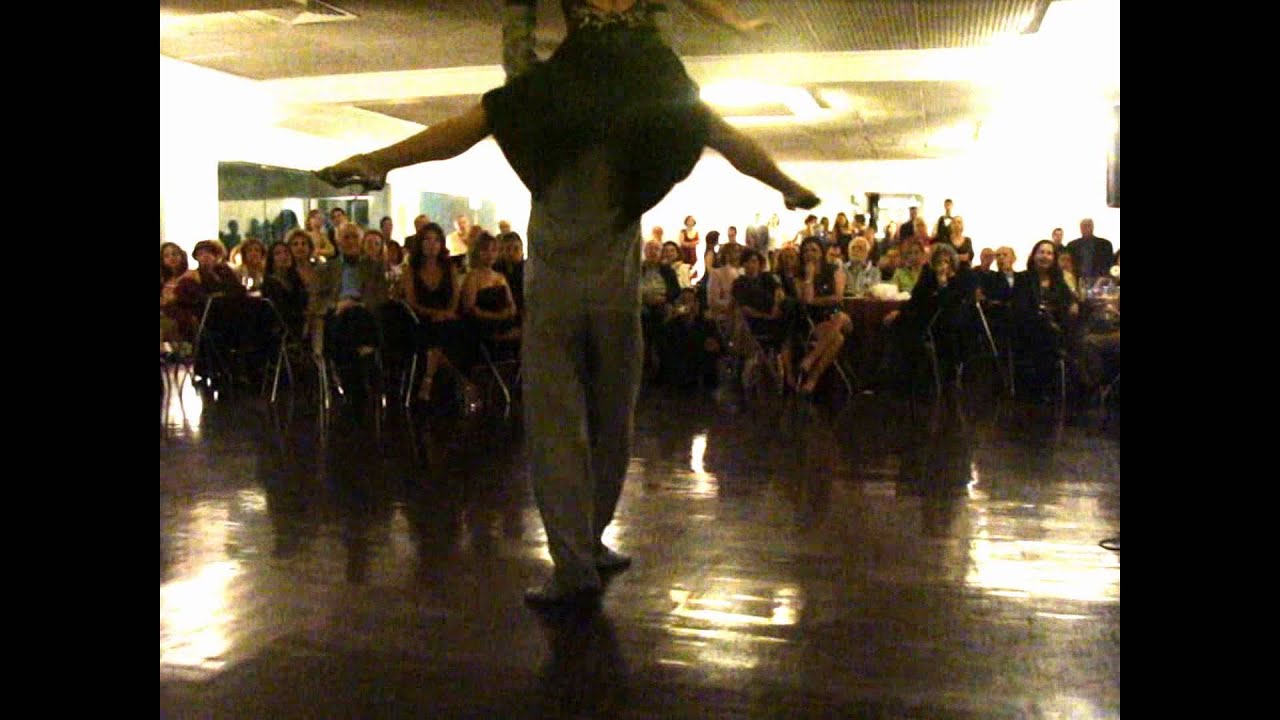 RiotangoFestival2011-Iate Clube-Nathalia Almada y Pedro Ochoa.wmv