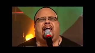 Fred Hammond leads powerful rendition of &#39;Show Yourself Strong&#39; at Warehouse Worship