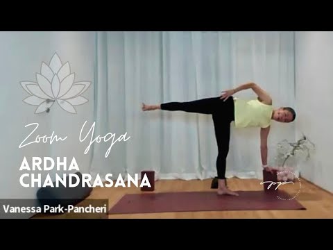 Zoom Yogaklasse - Ardha Chandrasana (Halbmond)