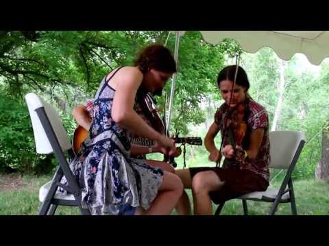 Grub Springs - Twin Fiddling by Mary Jane Epps and Michele Lanan with Guitar by Joseph Dejarnette
