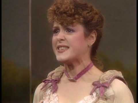 Sunday in the Park with George - DVD Commentary (Patinkin, Peters, Sondheim, Lapine)