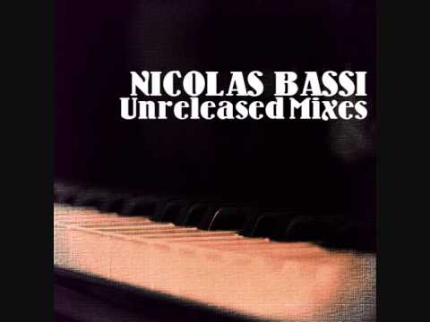 BCH Family Feat. Tony Lindsay - Reach Out (Nicolas Bassi Dubstrumental Mix)