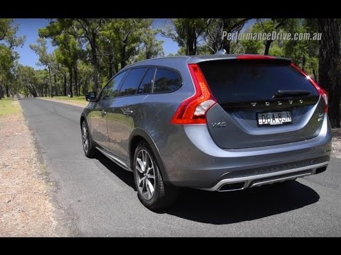 2016 Volvo V60 Cross Country D4 (twin-turbo) 0-100km/h & engine sound