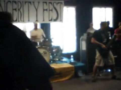 Gutrench - Strength (Sincerity Fest 2010)