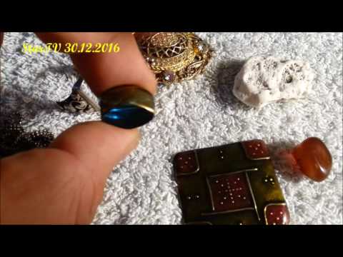 Znalezisko Noworoczne Skarby biżuteria szlachetne kamienie wykopki